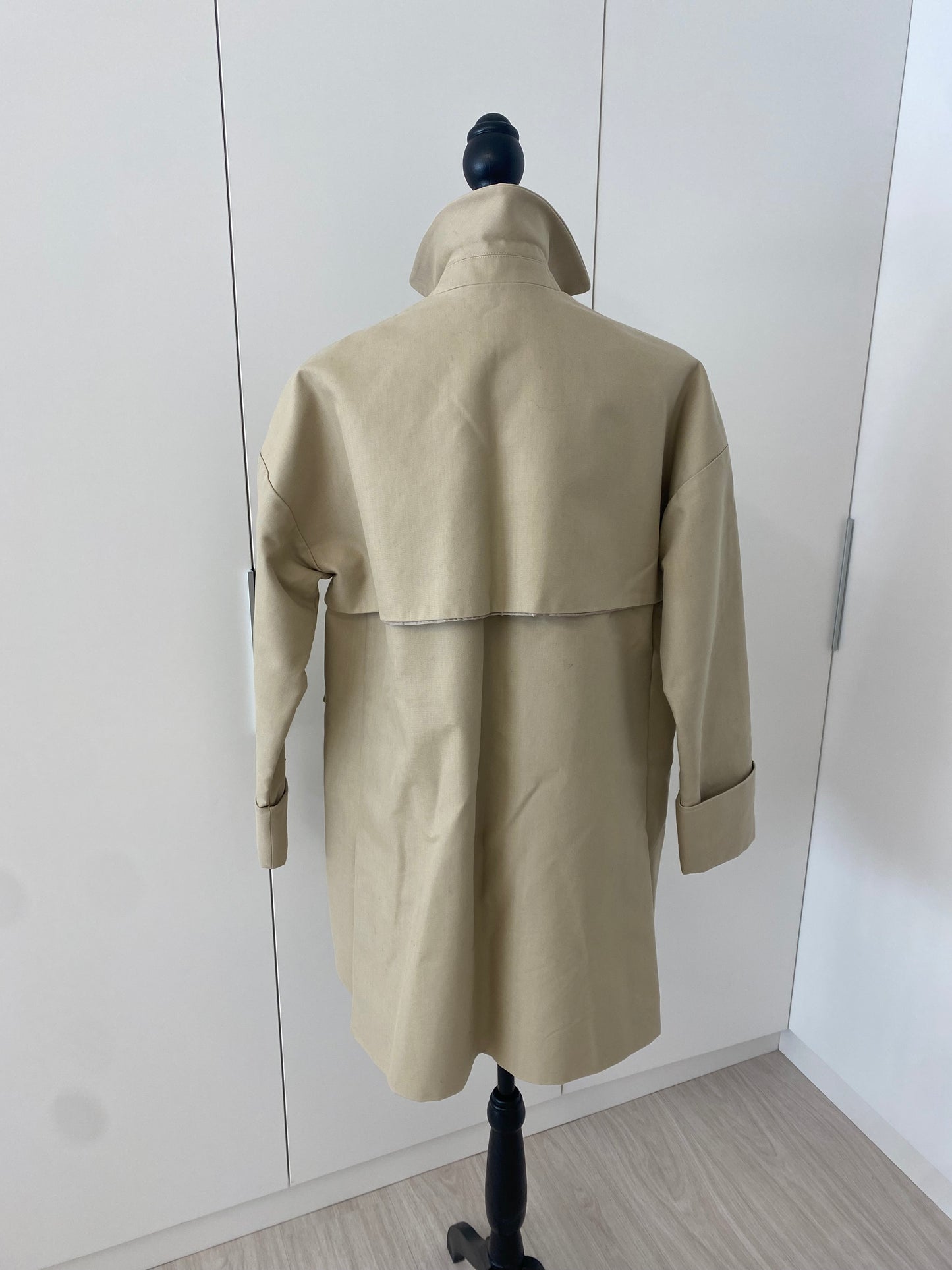 Impermeabile beige